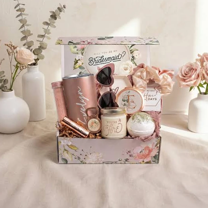 Elegant bridesmaid proposal gift box