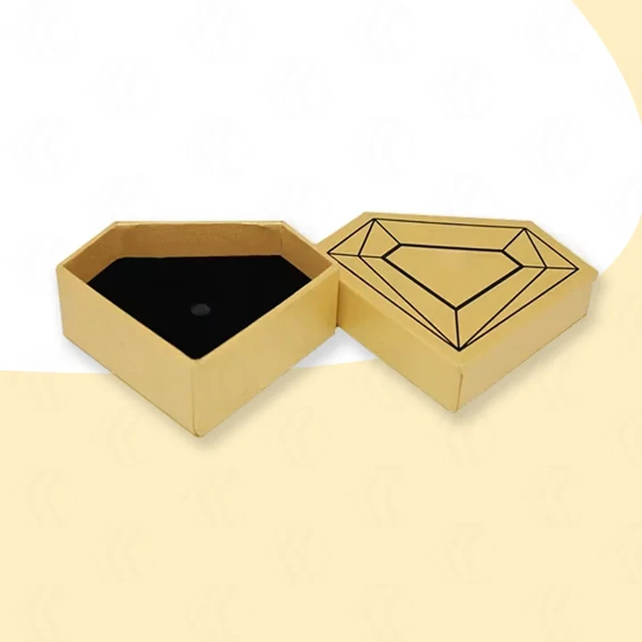 Diamond-shaped boxes with angular sides