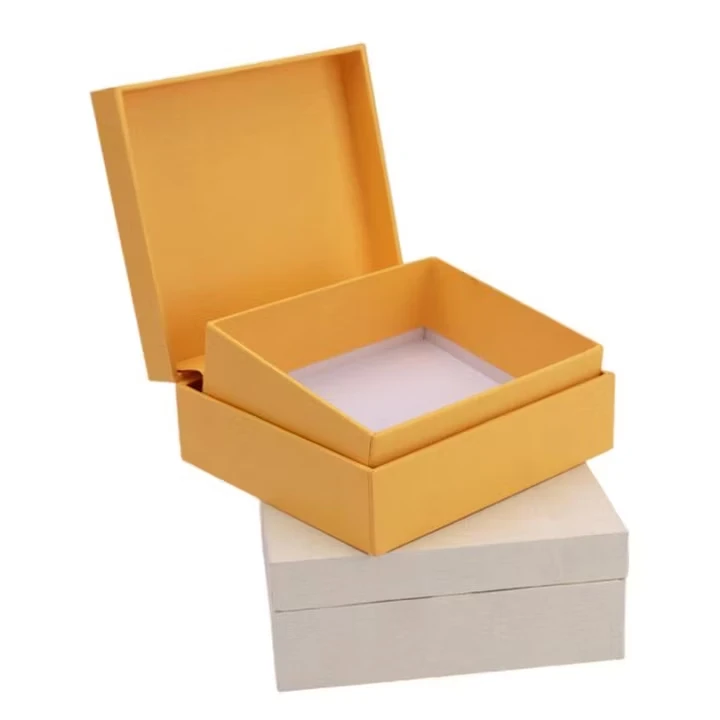 Custom boxes with unique irregular shape
