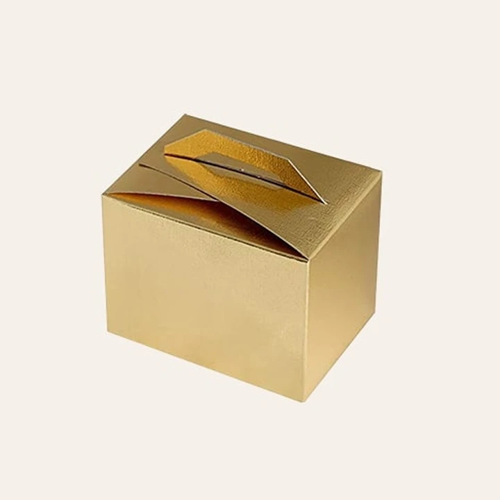 Metallic foil box with reflective finish