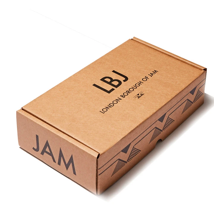 Sports equipment box with sturdy construction