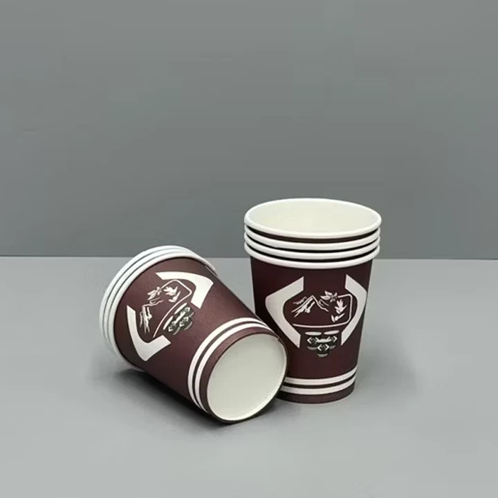Standard coffee cups in two sizes