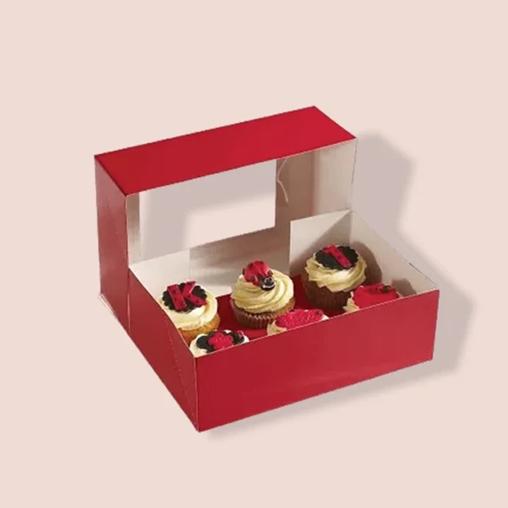 White tart box with fitted base insert